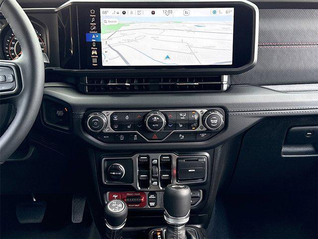 new 2025 Jeep Wrangler car, priced at $73,085