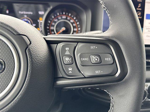 new 2025 Jeep Gladiator car, priced at $45,476