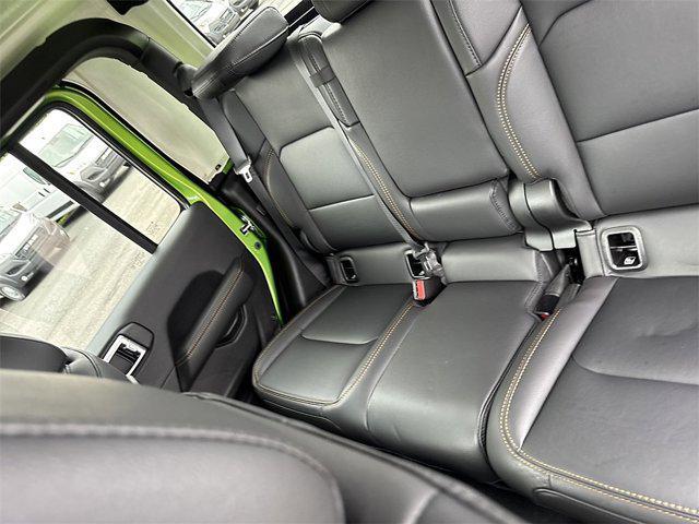 new 2025 Jeep Gladiator car, priced at $45,476