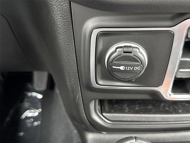 new 2025 Jeep Gladiator car, priced at $45,476