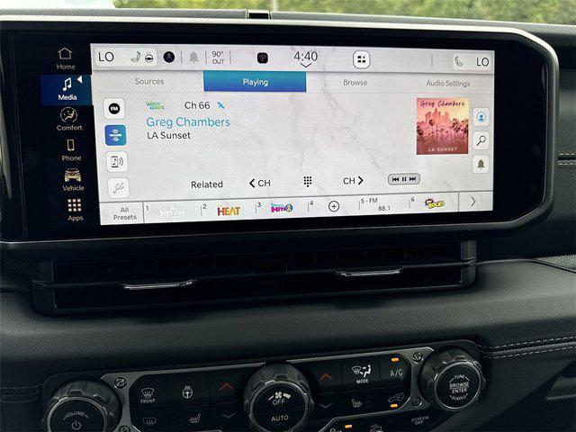 new 2025 Jeep Gladiator car, priced at $45,476