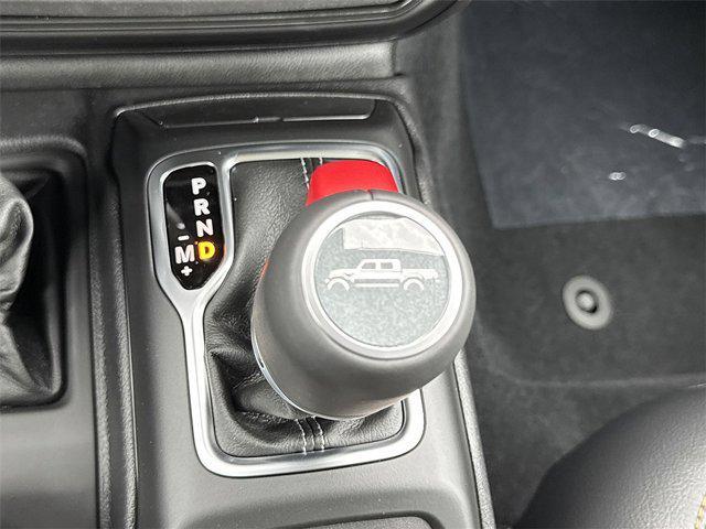 new 2025 Jeep Gladiator car, priced at $45,476