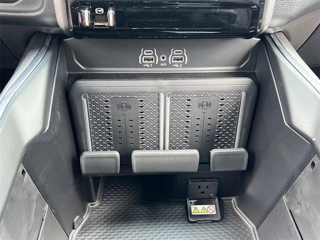 new 2025 Ram 3500 car, priced at $79,951