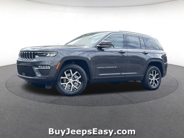 new 2025 Jeep Grand Cherokee car, priced at $42,204