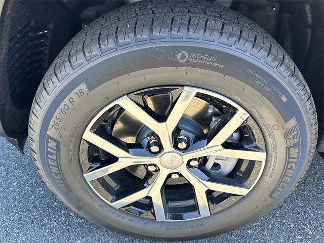 new 2025 Jeep Grand Cherokee L car, priced at $42,175