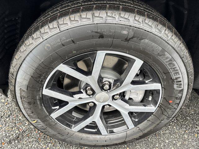 new 2025 Jeep Grand Cherokee L car, priced at $45,399