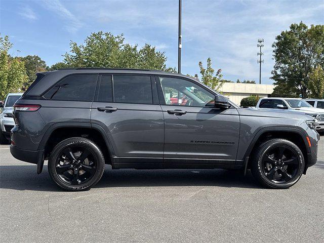 used 2022 Jeep Grand Cherokee car, priced at $30,331