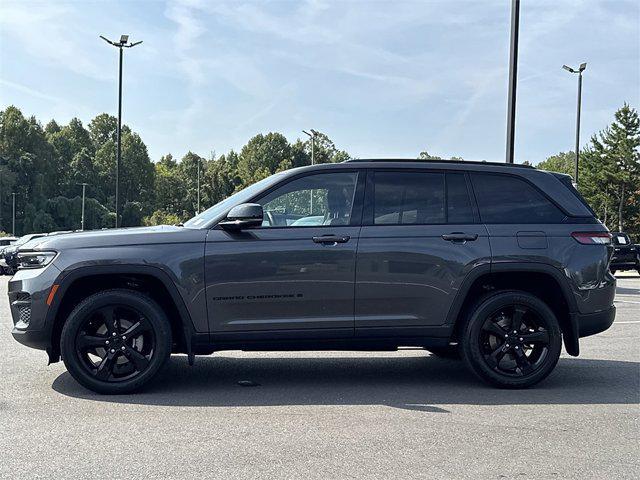 used 2022 Jeep Grand Cherokee car, priced at $30,331