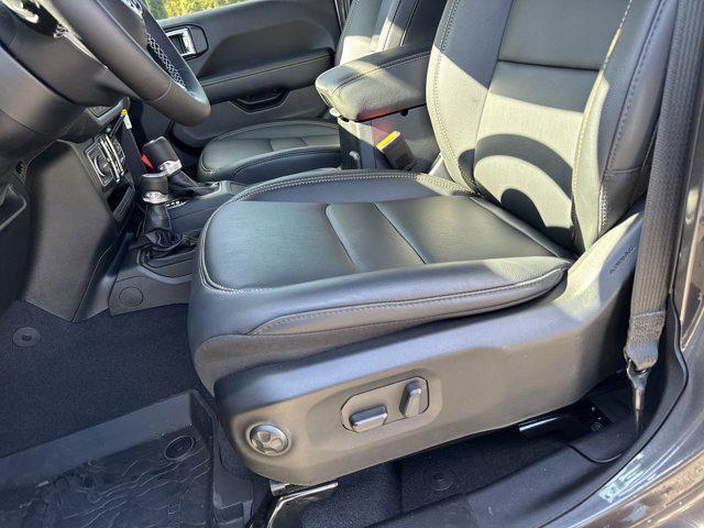 new 2025 Jeep Wrangler car, priced at $51,314