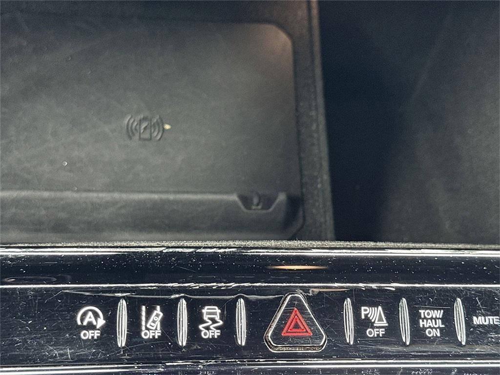 used 2023 Jeep Wagoneer L car, priced at $37,993