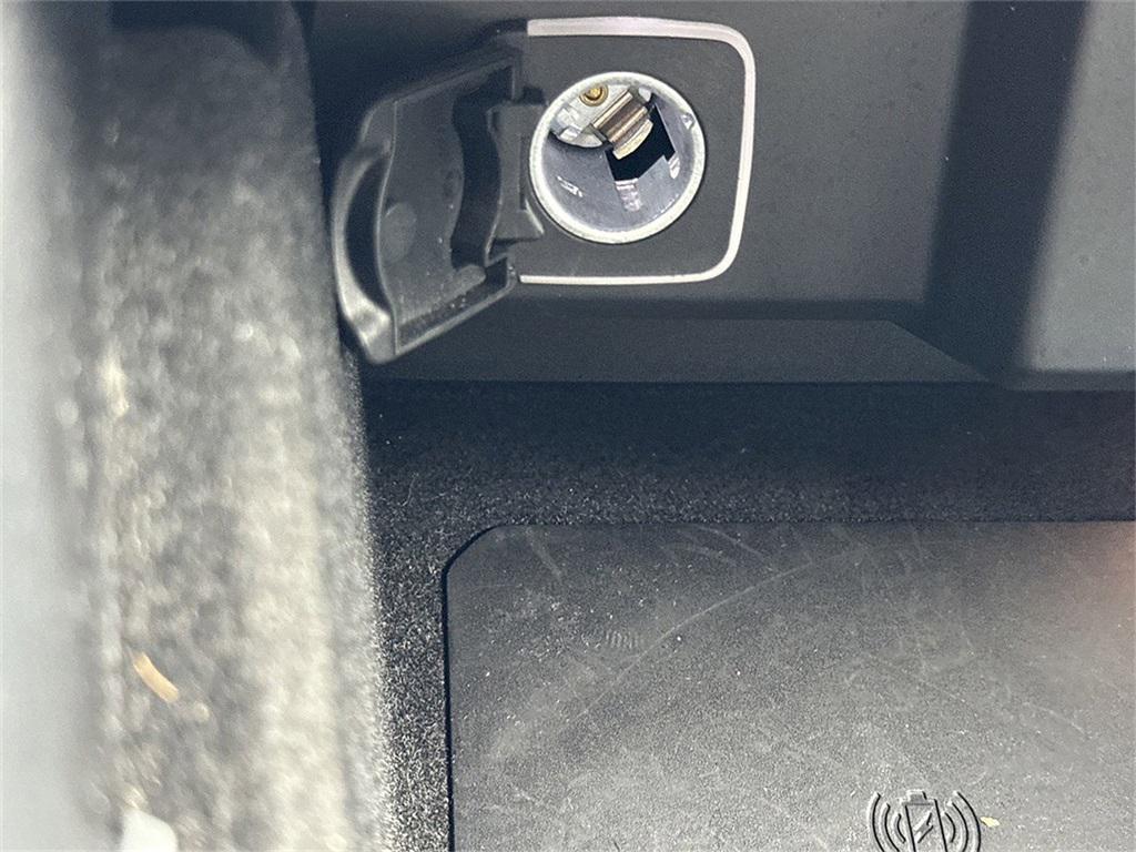 used 2023 Jeep Wagoneer L car, priced at $37,993