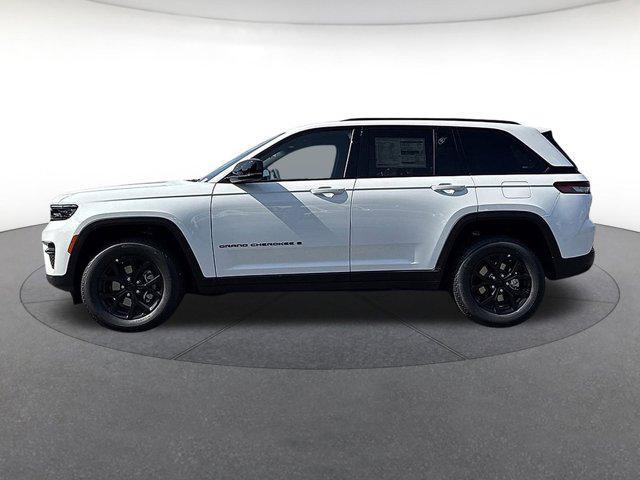 new 2025 Jeep Grand Cherokee car, priced at $37,021