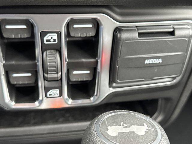 new 2025 Jeep Wrangler car, priced at $33,417