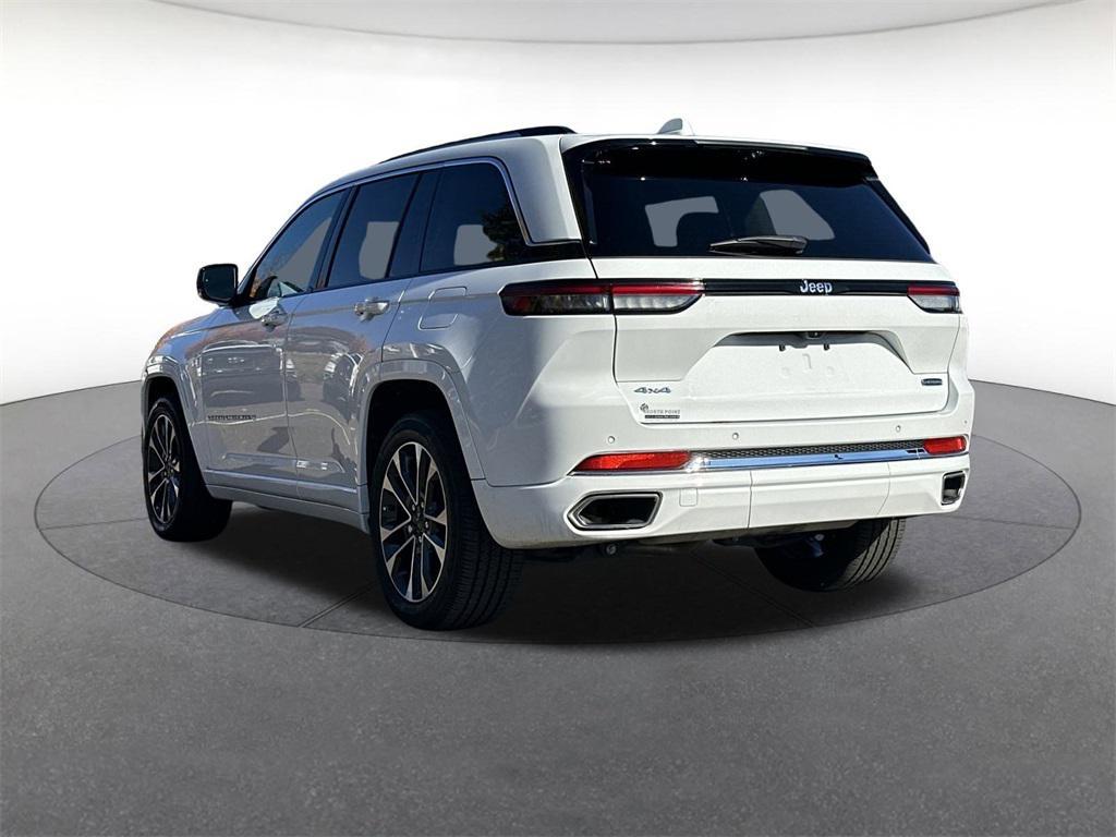 used 2022 Jeep Grand Cherokee car, priced at $34,383