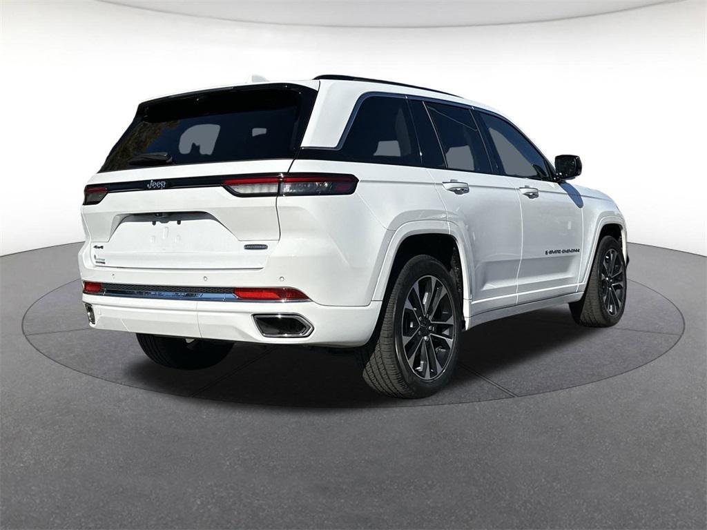 used 2022 Jeep Grand Cherokee car, priced at $34,383