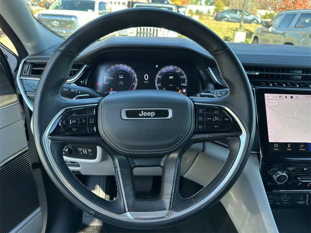 used 2022 Jeep Grand Cherokee car, priced at $34,383