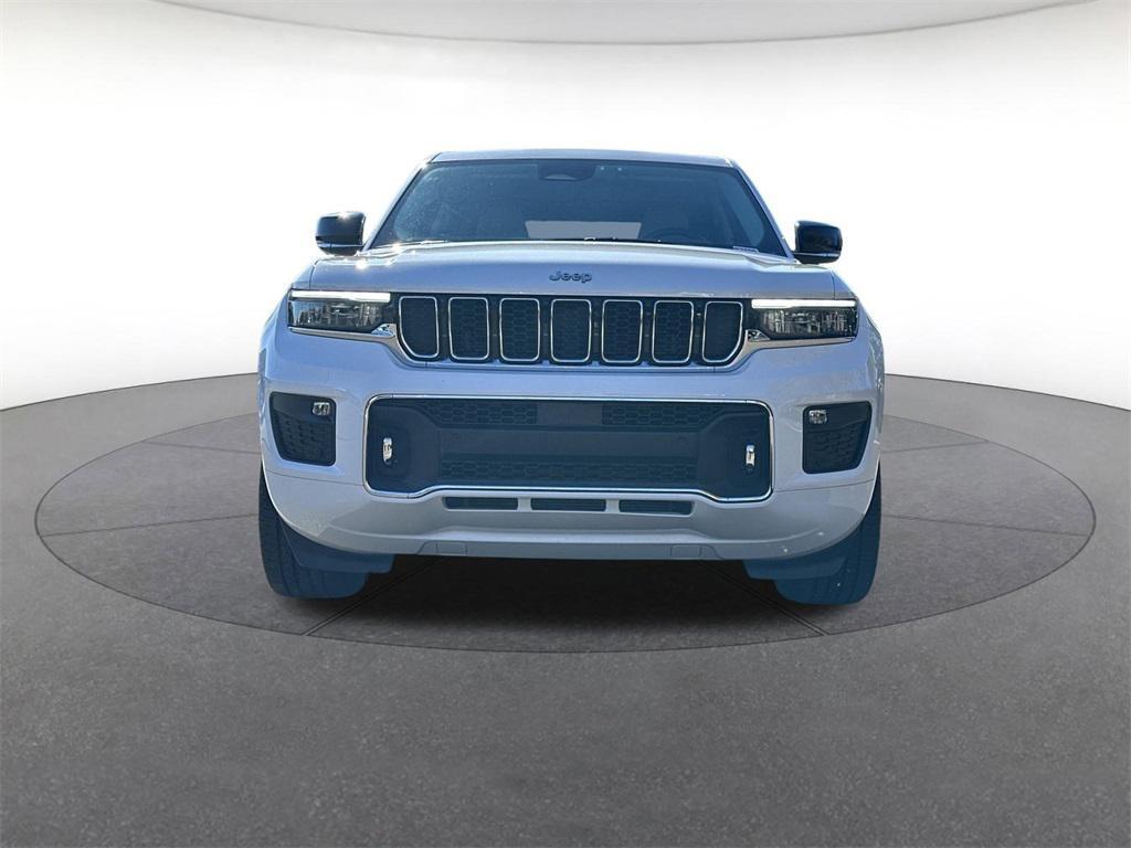 used 2022 Jeep Grand Cherokee car, priced at $34,383