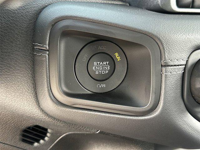 new 2025 Jeep Gladiator car, priced at $44,871