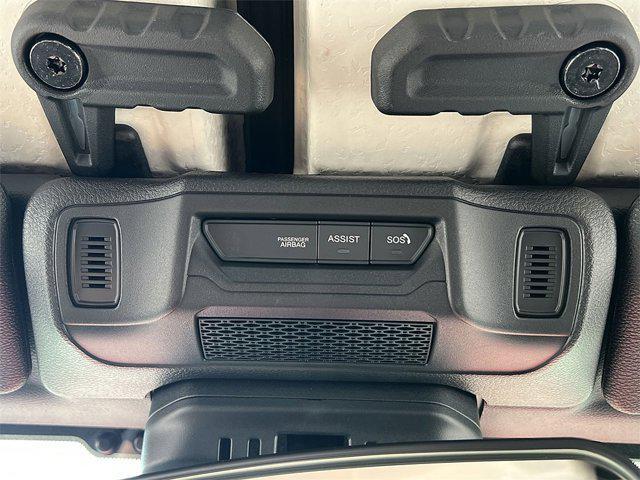 new 2025 Jeep Gladiator car, priced at $44,058