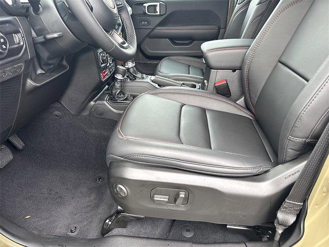 new 2025 Jeep Gladiator car, priced at $53,801