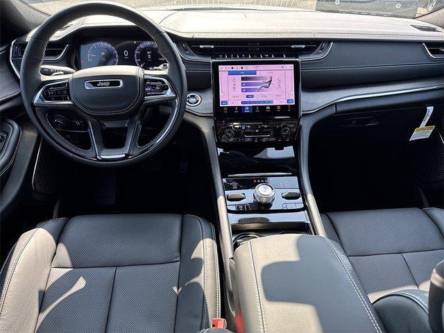 new 2025 Jeep Grand Cherokee car, priced at $57,058