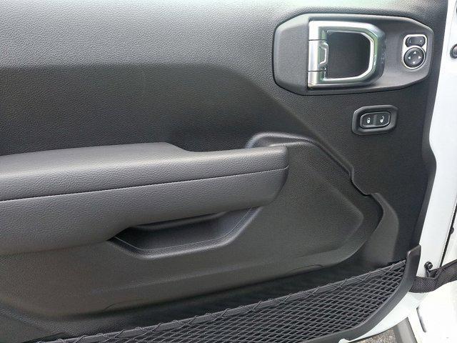 new 2025 Jeep Gladiator car, priced at $43,770