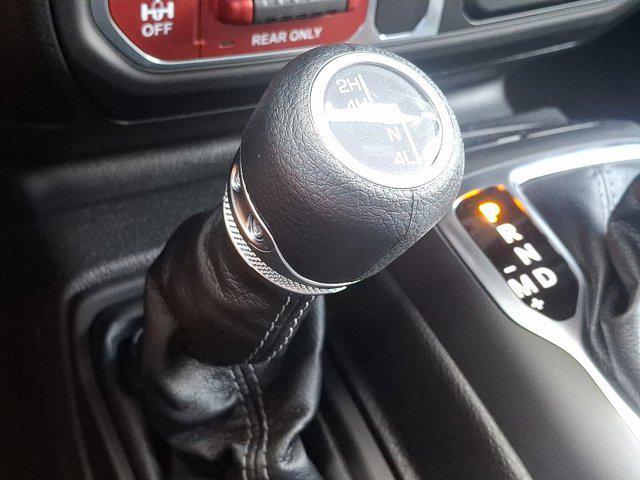 new 2025 Jeep Gladiator car, priced at $43,770