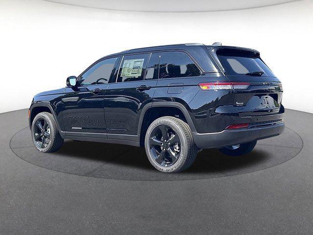 new 2025 Jeep Grand Cherokee car, priced at $40,970