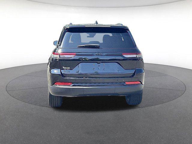 new 2025 Jeep Grand Cherokee car, priced at $40,970