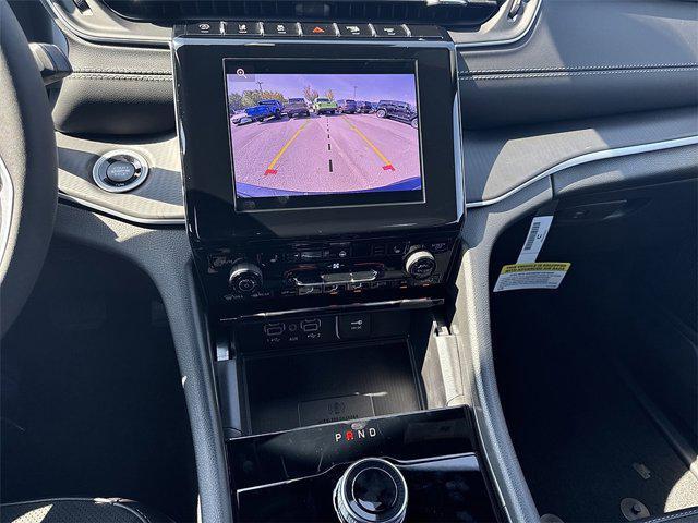 new 2025 Jeep Grand Cherokee car, priced at $40,970