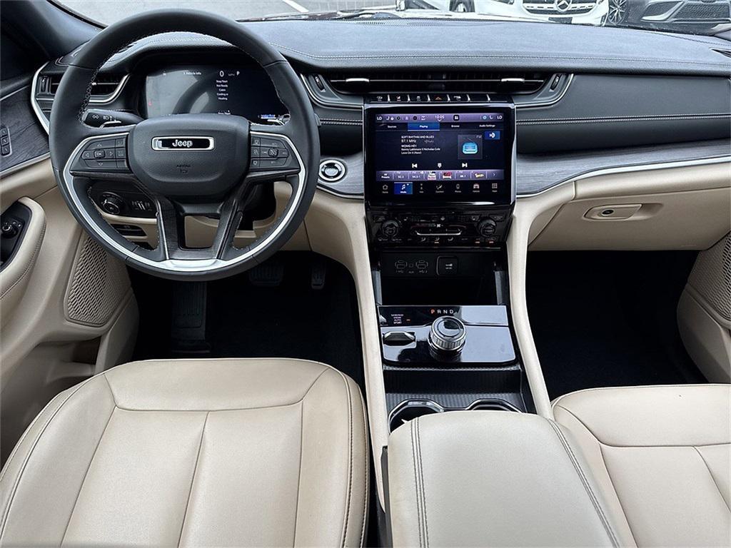used 2024 Jeep Grand Cherokee car, priced at $31,162