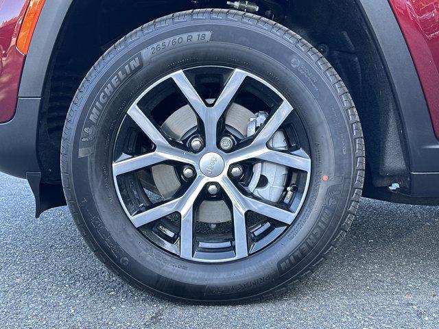 new 2025 Jeep Grand Cherokee car, priced at $42,817