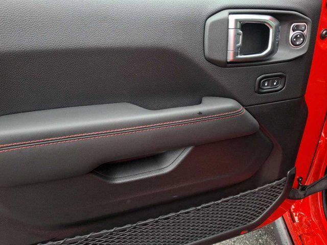 new 2025 Jeep Gladiator car, priced at $48,645