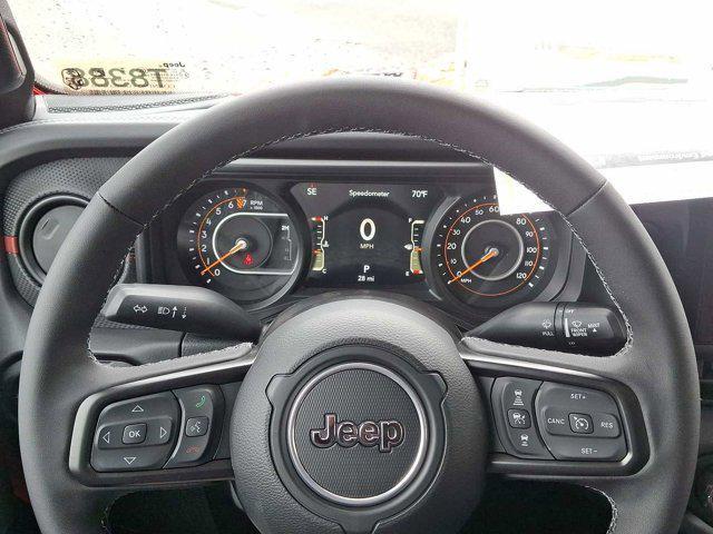 new 2025 Jeep Gladiator car, priced at $48,645