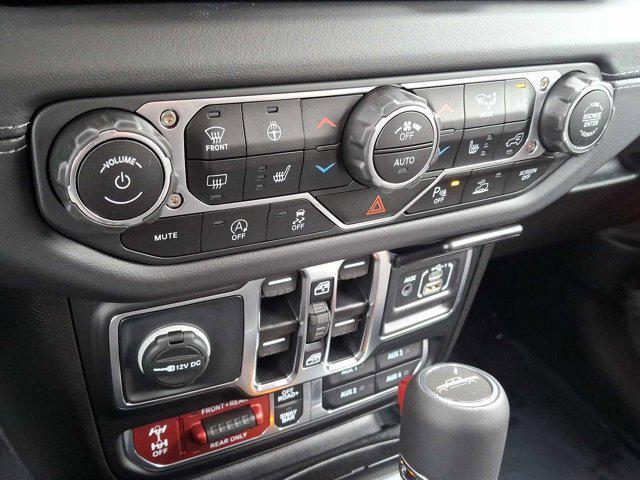 new 2025 Jeep Gladiator car, priced at $48,645