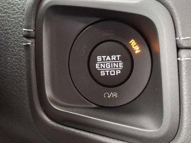 new 2025 Jeep Gladiator car, priced at $48,645