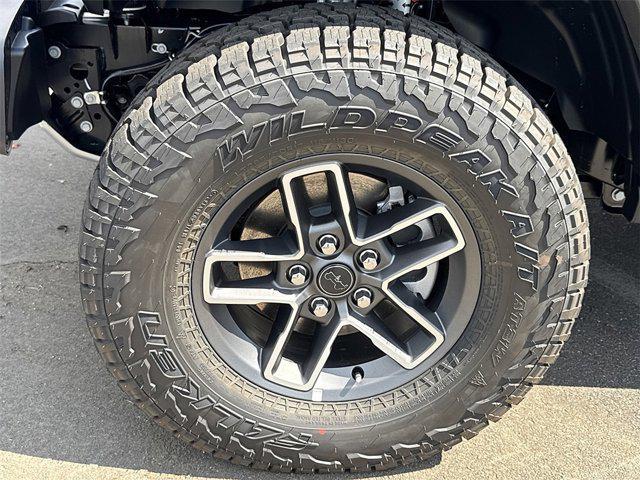 new 2025 Jeep Gladiator car, priced at $50,507