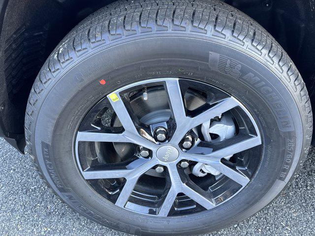 new 2025 Jeep Grand Cherokee car, priced at $45,087