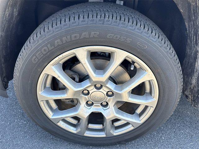 used 2022 Jeep Compass car, priced at $20,807