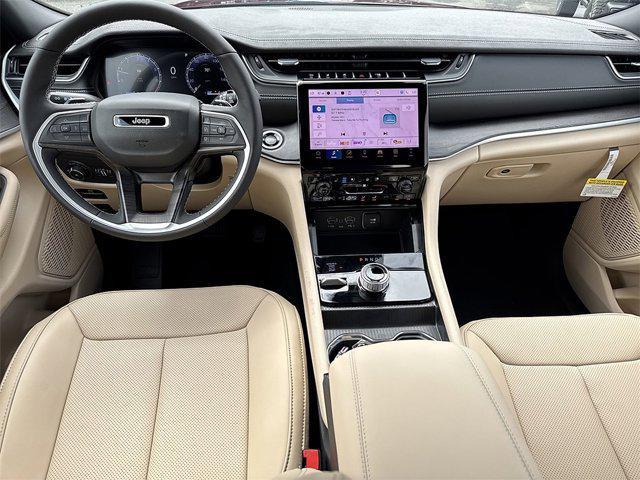 new 2025 Jeep Grand Cherokee L car, priced at $47,004