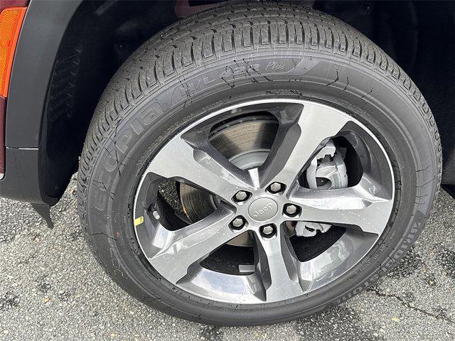 new 2025 Jeep Grand Cherokee L car, priced at $47,004