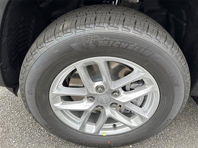 new 2025 Jeep Grand Cherokee L car, priced at $37,954