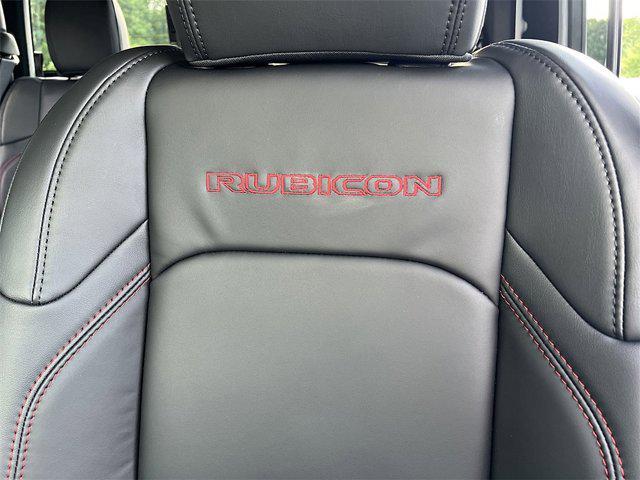 new 2025 Jeep Gladiator car, priced at $54,095