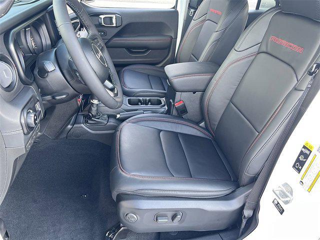 new 2025 Jeep Gladiator car, priced at $54,095