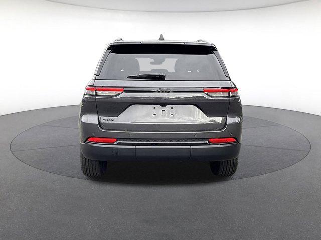 new 2025 Jeep Grand Cherokee car, priced at $39,882