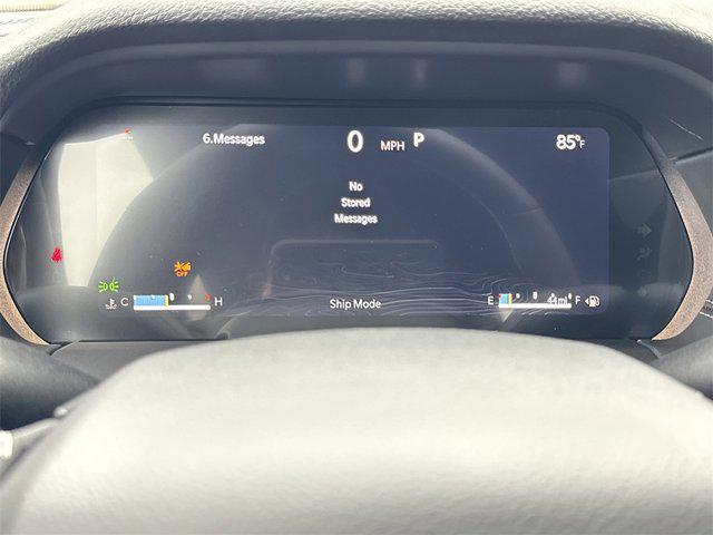 new 2025 Jeep Grand Cherokee car, priced at $39,882