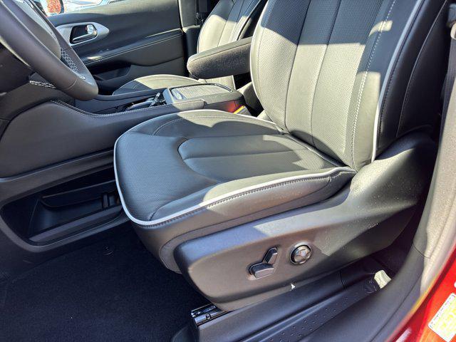 new 2026 Chrysler Pacifica car, priced at $49,911