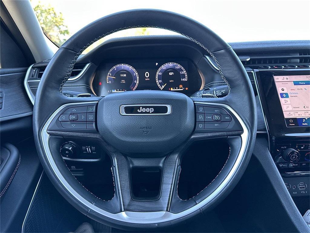 used 2022 Jeep Grand Cherokee car, priced at $29,993