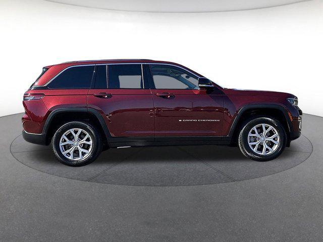 used 2022 Jeep Grand Cherokee car, priced at $31,225