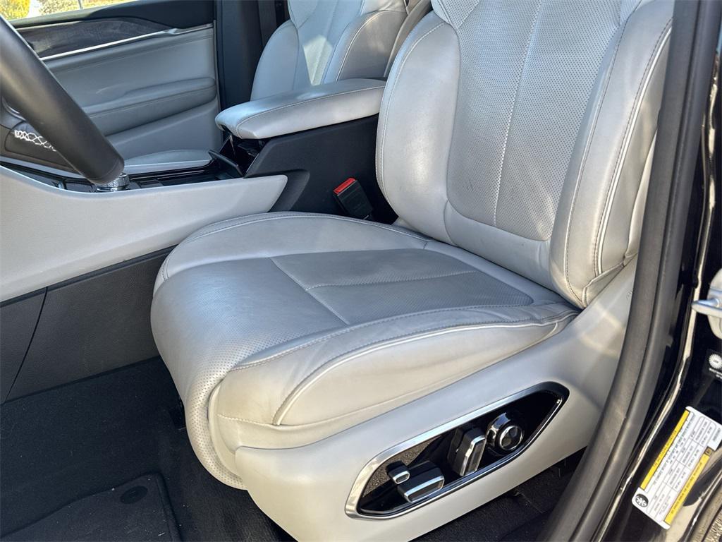 used 2022 Jeep Grand Cherokee L car, priced at $32,876